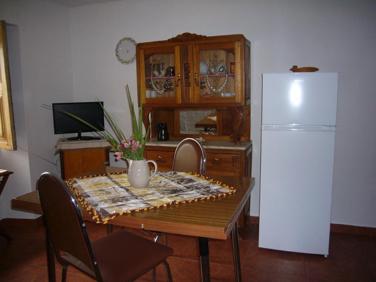 Villa Casinha Da Aldeia à Castelo Branco  Extérieur photo
