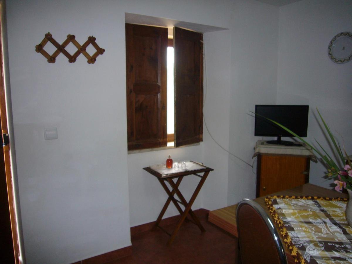 Villa Casinha Da Aldeia à Castelo Branco  Extérieur photo